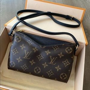 Louis Vuitton Pallas Clutch Employee Edition